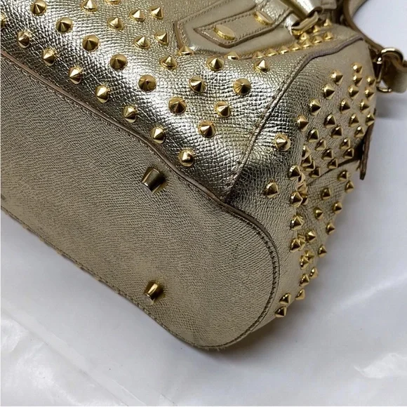 Burberry Gold Studded Blaze Handle Bag Handbag with Strap - Picture 9 of 16